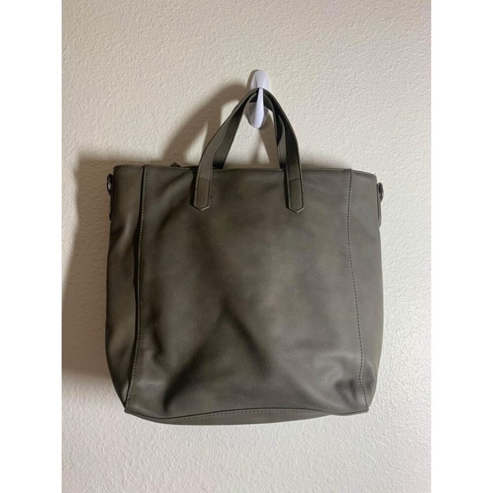 Universal Thread Tote Bag Gray Faux Leather Medium Size EUC Casual Purse I10